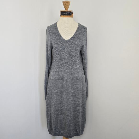 Lands' End Women's Gray V-Neck Long Sleeve Midi Sweater Dress Sz M (643) - Picture 1 of 9